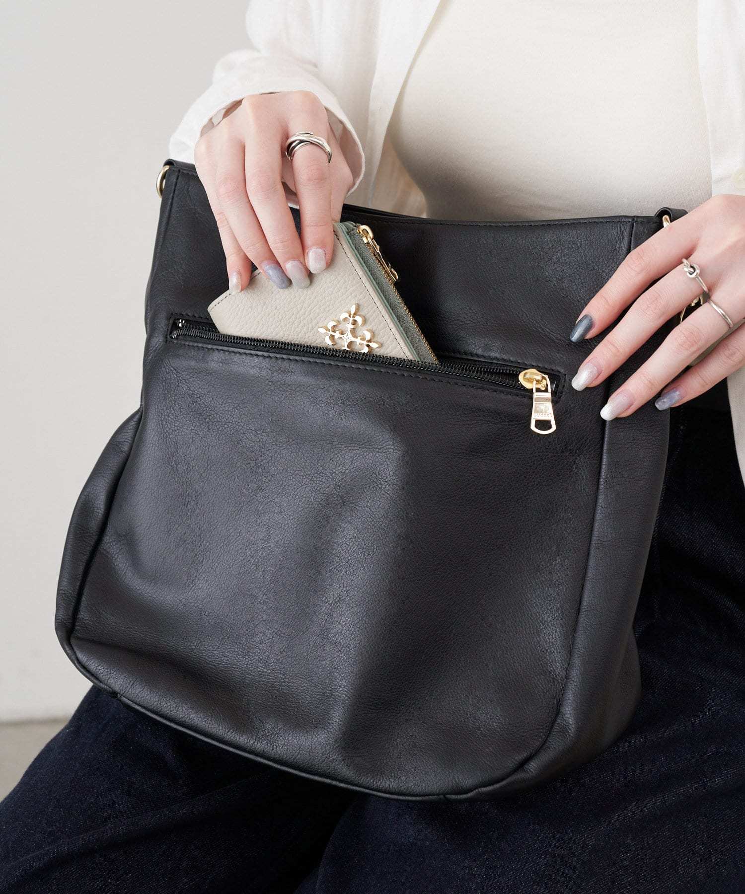 Russet [Soft leather] Large shoulder bag